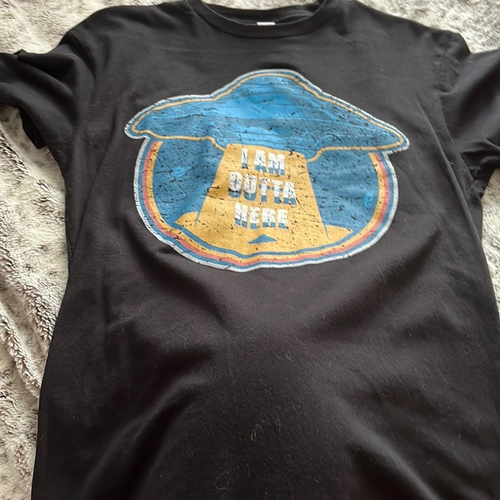 black t-shirt
